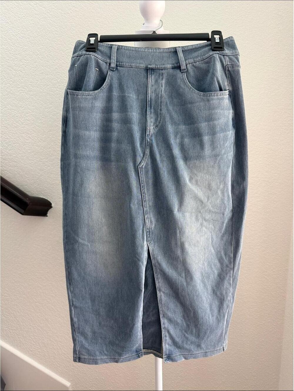 Halara Flex High Waisted Pockets Bodycon Washed Denim - Medium